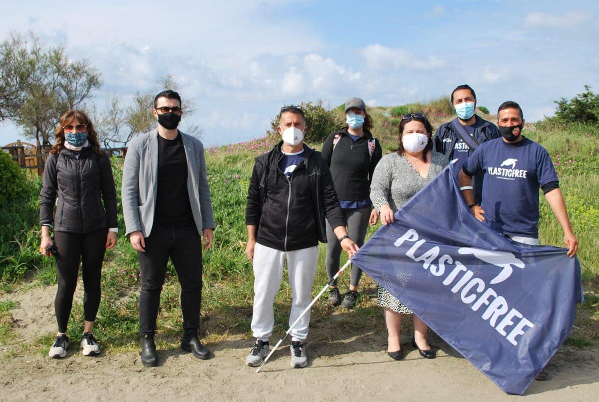 “Plastic Free”, successo per l’iniziativa sul lungomare di Sabaudia - 