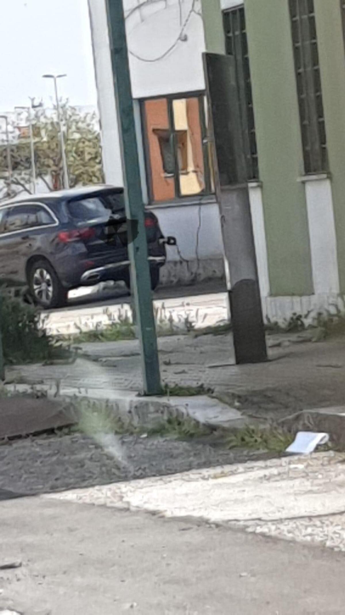 Aprilia - Ricarica l'auto privata utilizzando la corrente della Multiservizi, La Pegna: "Chiedo immediate verifiche" Foto - 