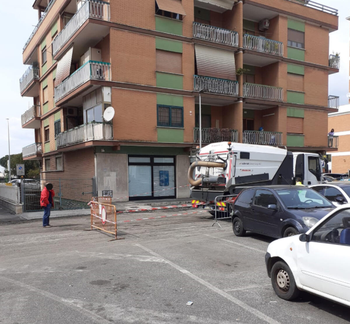 Tragedia sul lavoro a Pomezia: la vittima è il 55enne di Cisterna Mario Prosperi. - 