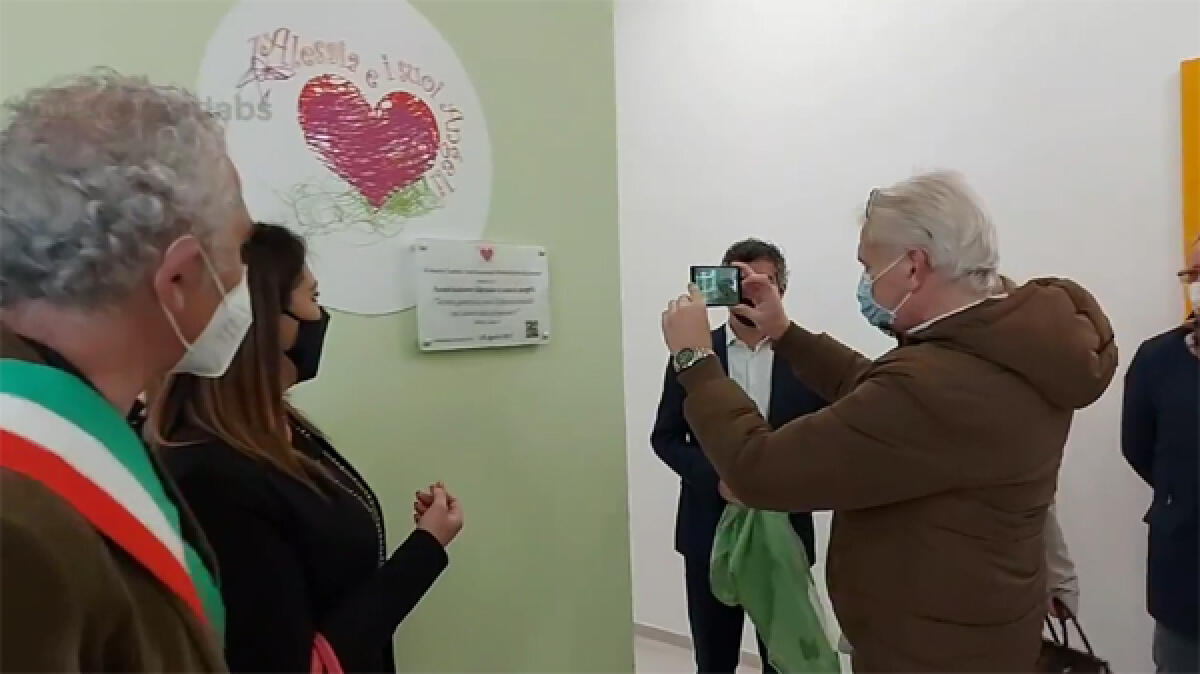 Grazie ai fondi raccolti dall'associazione “Alessia e i suoi Angeli” apre a Latina il centro vaccinale pediatrico della Asl. - 