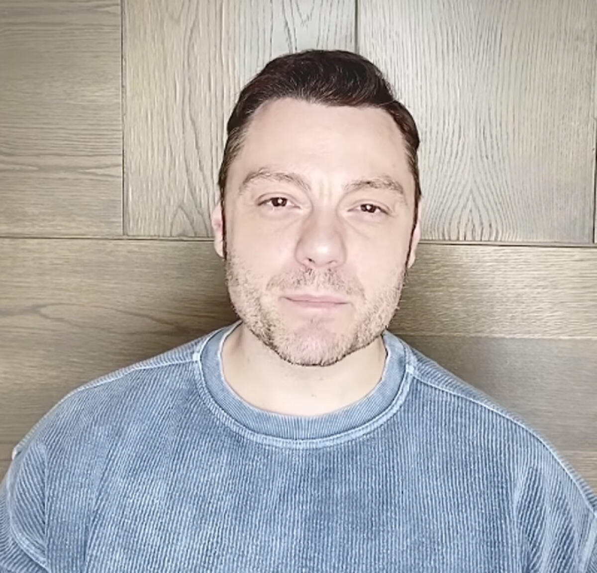 Tiziano Ferro rinvia il tour al 2023: "Rendiamo costruttivo anche questo momento distorto" - 