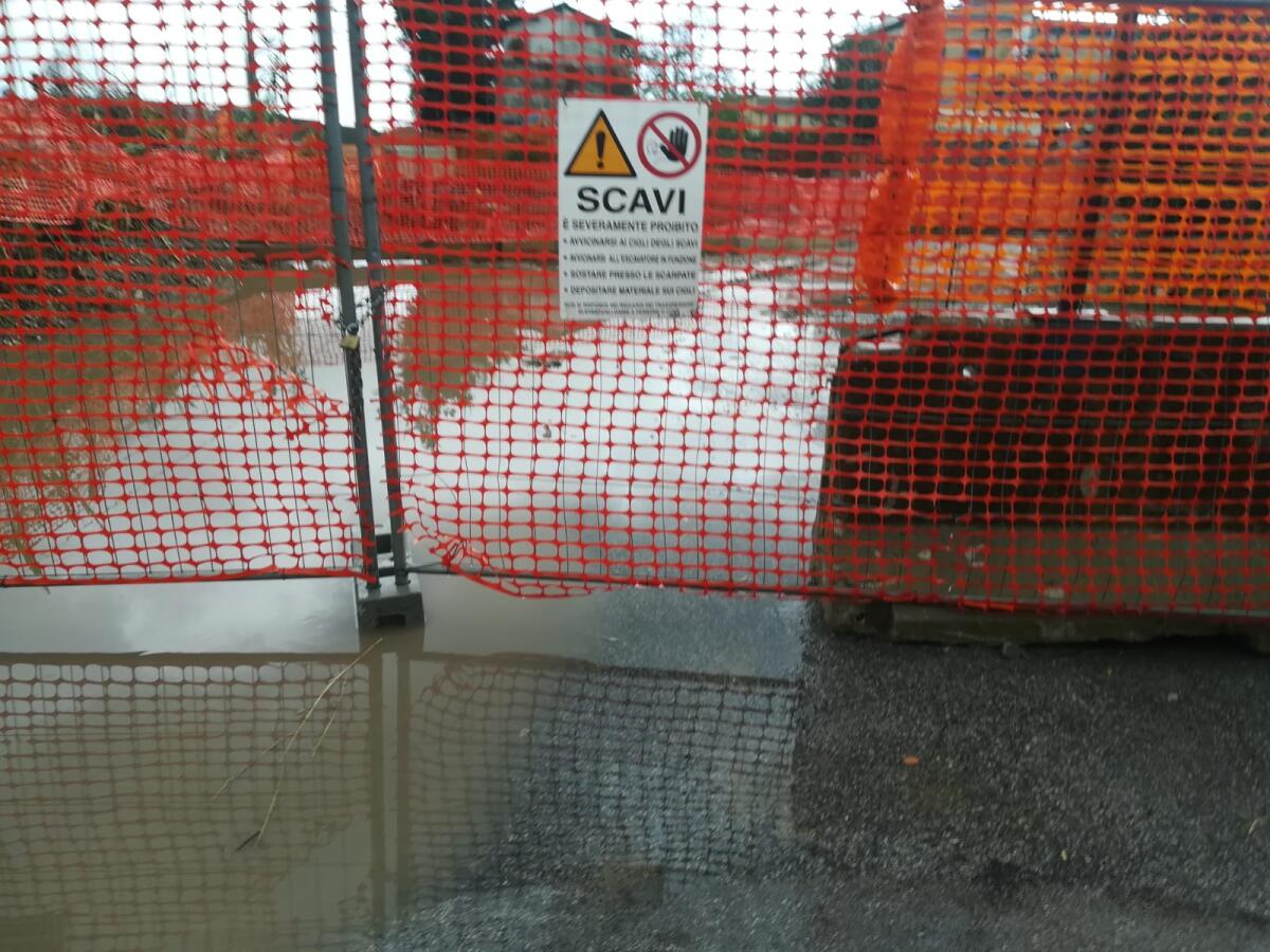 CASELLO 45, APRE IL SOTTOPASSO. Il sindaco di Aprilia: "Finisce odissea che ha tenuto sotto sequestro i residenti" - 