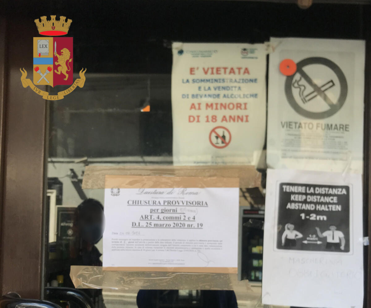 Controlli anti-Covid della Polizia: sanzionato e chiuso per 5 giorni un minimarket ad Albano. Prodotti scaduti da un anno. - 