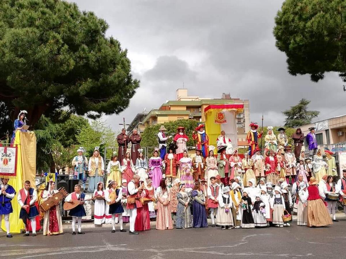 APRILIA - Un video per ricordare la rievocazione storica del passaggio di Papa Innocenzo XII a Carroceto. - 