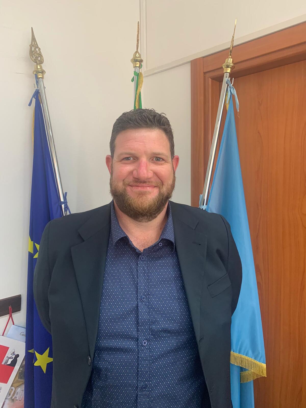 Cambio in giunta ad Aprilia, è ufficiale: Gianluca Fanucci prende il posto di Elvis Martino come nuovo assessore alla Cultura e alla Pubblica Istruzione. - 