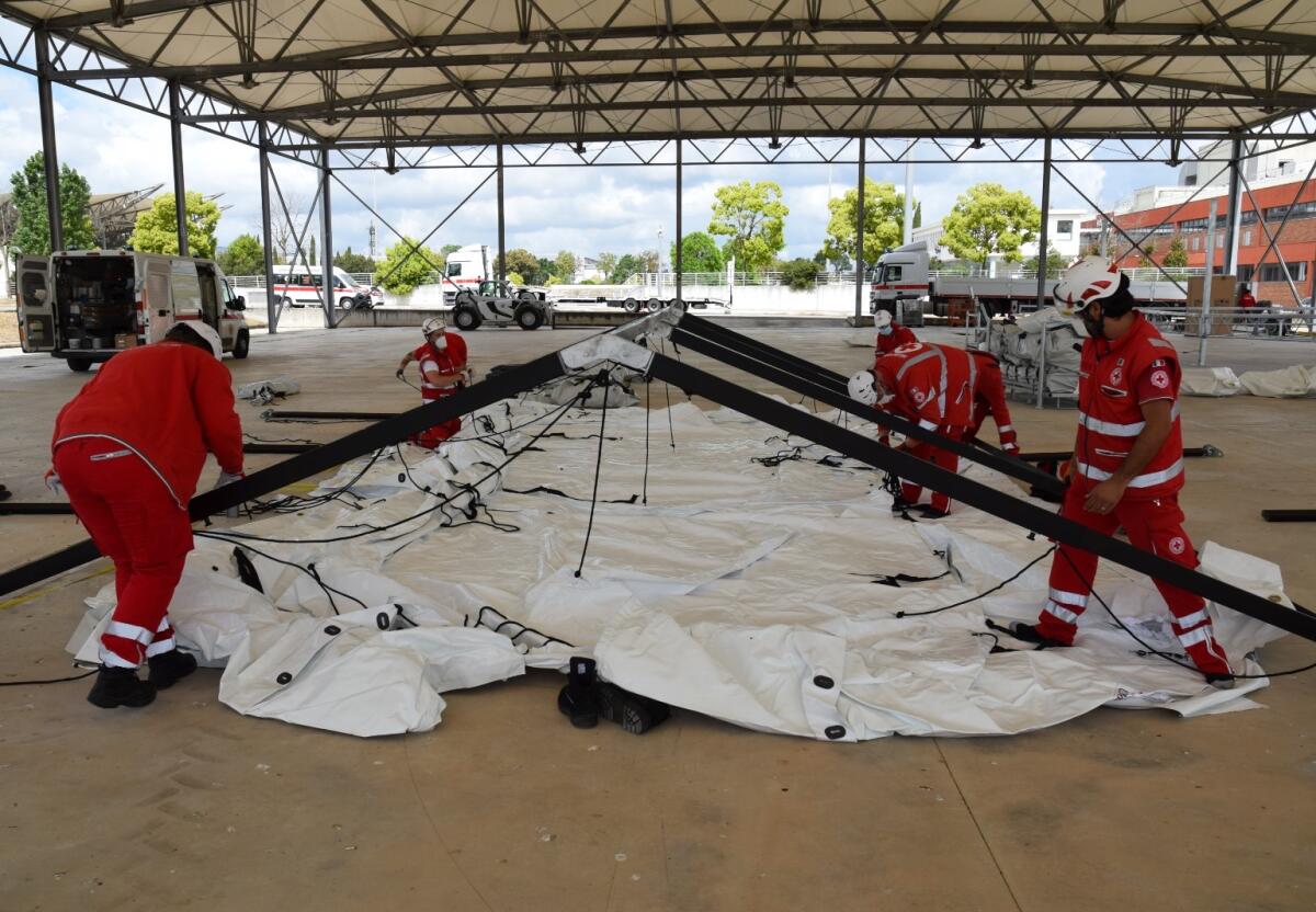 In allestimento l'hub vaccinale al polo fieristico Latina Expo FOTO - 