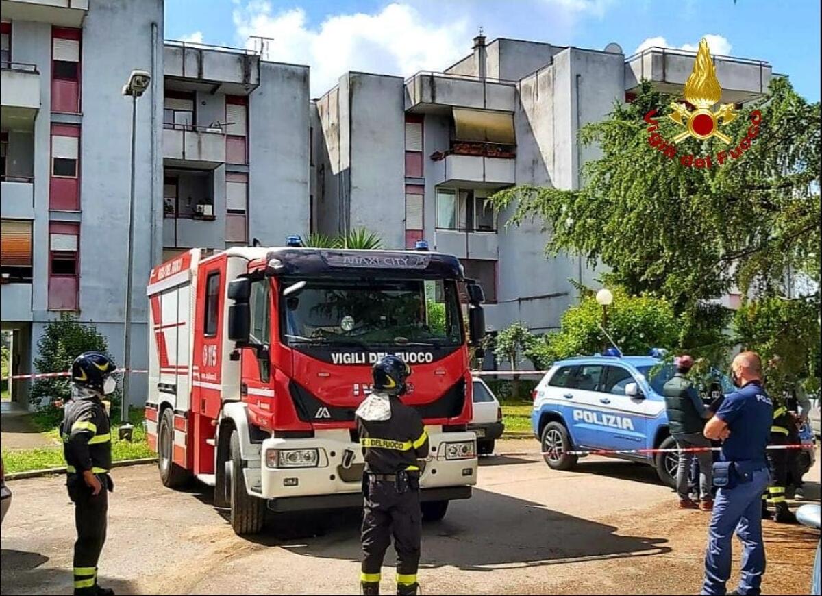 Rinvenuto un ordigno in uno stabile di Latina Scalo: i vigili del fuoco fanno evacuare 12 famiglie. - 