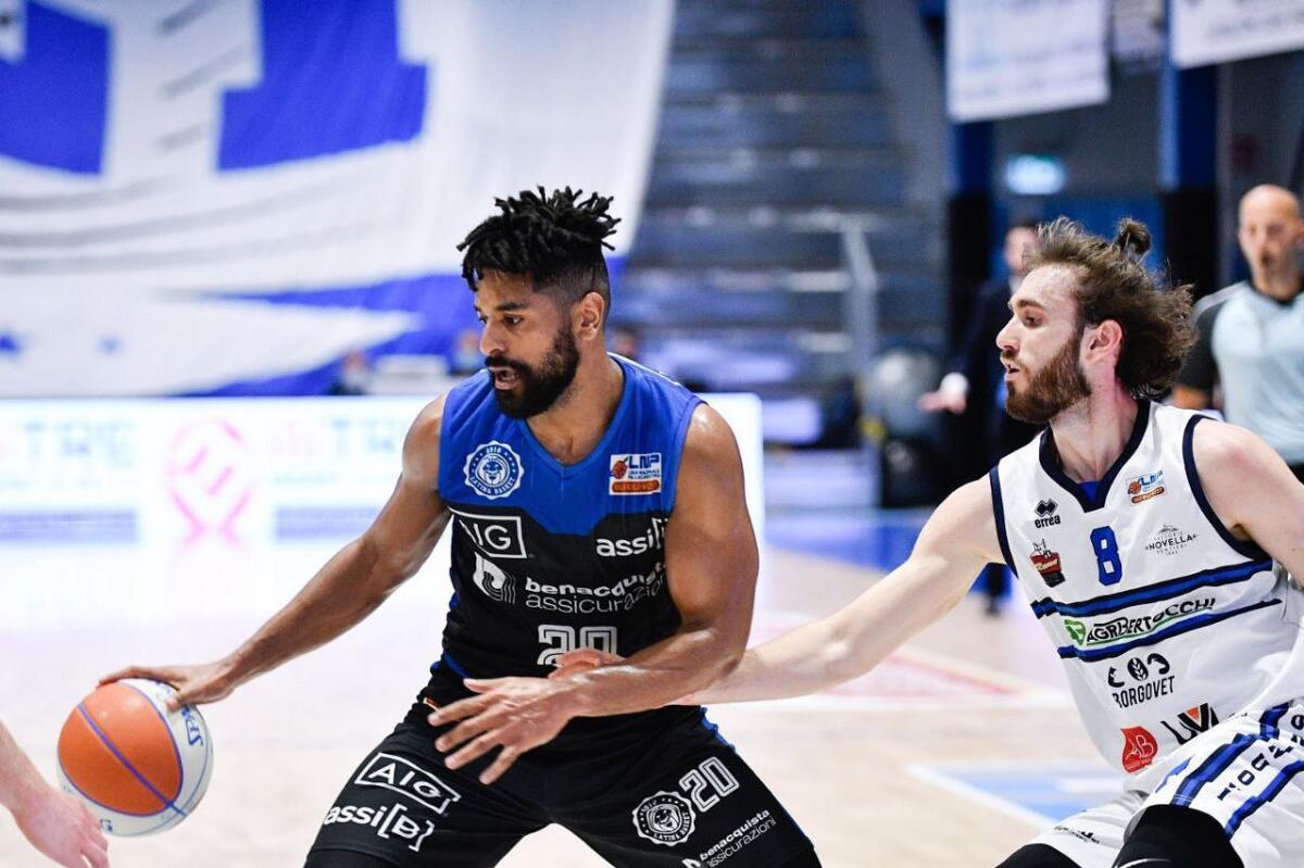 Basket Serie A2 Old Wild West: il Latina si arrende ad Orzinuovi 97-61. Domenica partita cruciale per la salvezza. - 