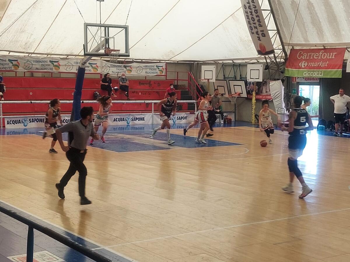 Basket femminile - Virtus Aprilia battuta dal Roseto - 