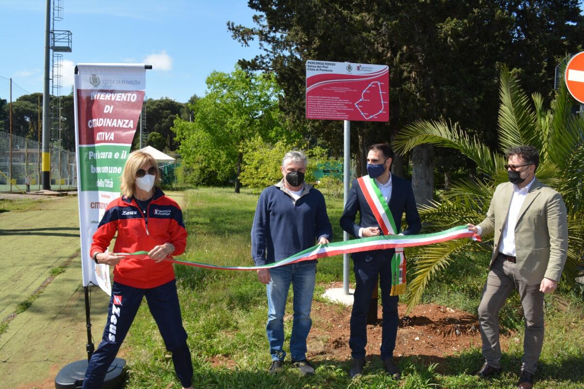 Inaugurato il nuovo percorso podistico all'interno del parco di Selva dei Pini a Pomezia - 