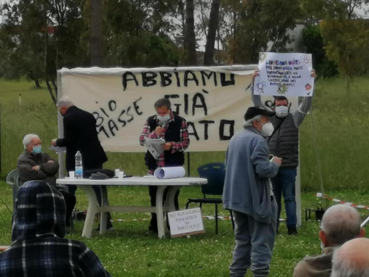 Aprilia, manifestazione pacifica a La Cogna per dire "no" alla discarica - 