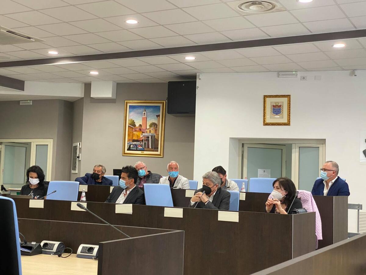 Aprilia - Rifiuti, "Si acceleri sulla definizione degli Ato per una gestione pubblica" - 