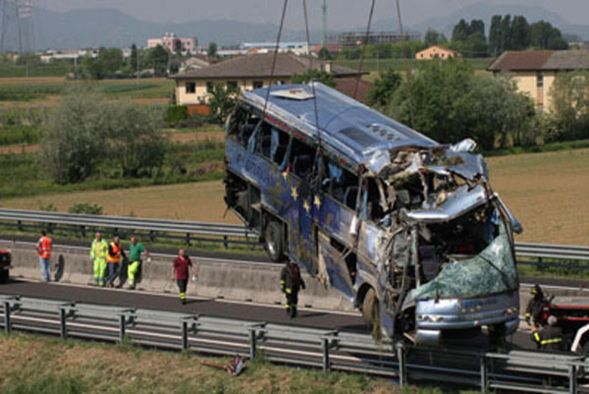 Tragedia sull'A13, la città di Aprilia ricorda le vittime dell'Anc a 9 anni dall'incidente - 