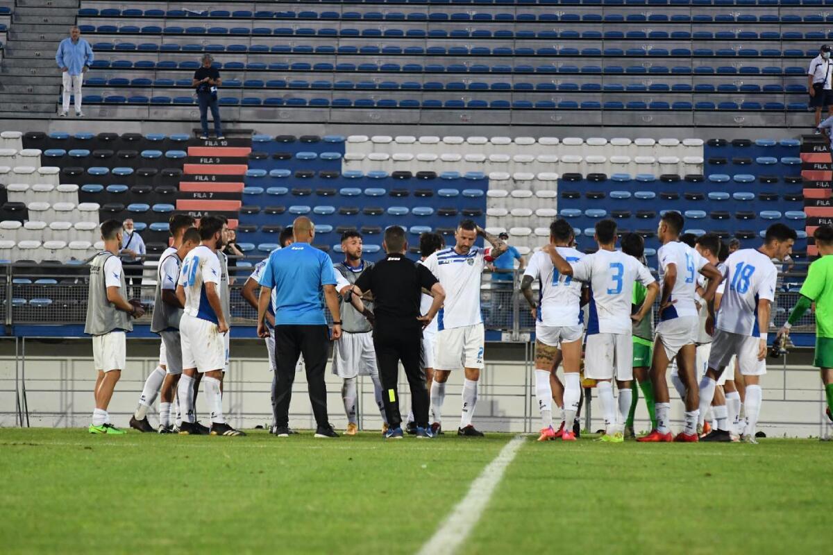 Calcio di serie D, fase Play Off: il Latina pareggia contro la Nocerina e vola in finale. Sabato lo scontro diretto con il Savoia. - 