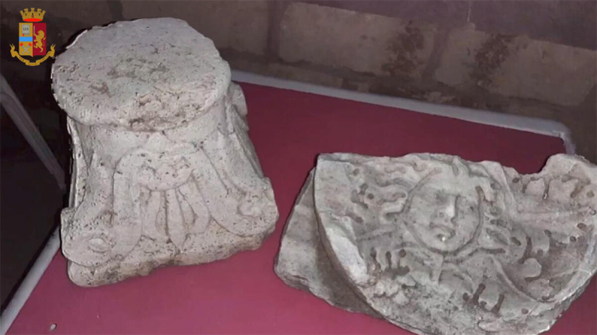Reperti storici di inestimabile valore sequestrati dalla Polizia di Roma grazie alla segnalazione di un archeologo. - 