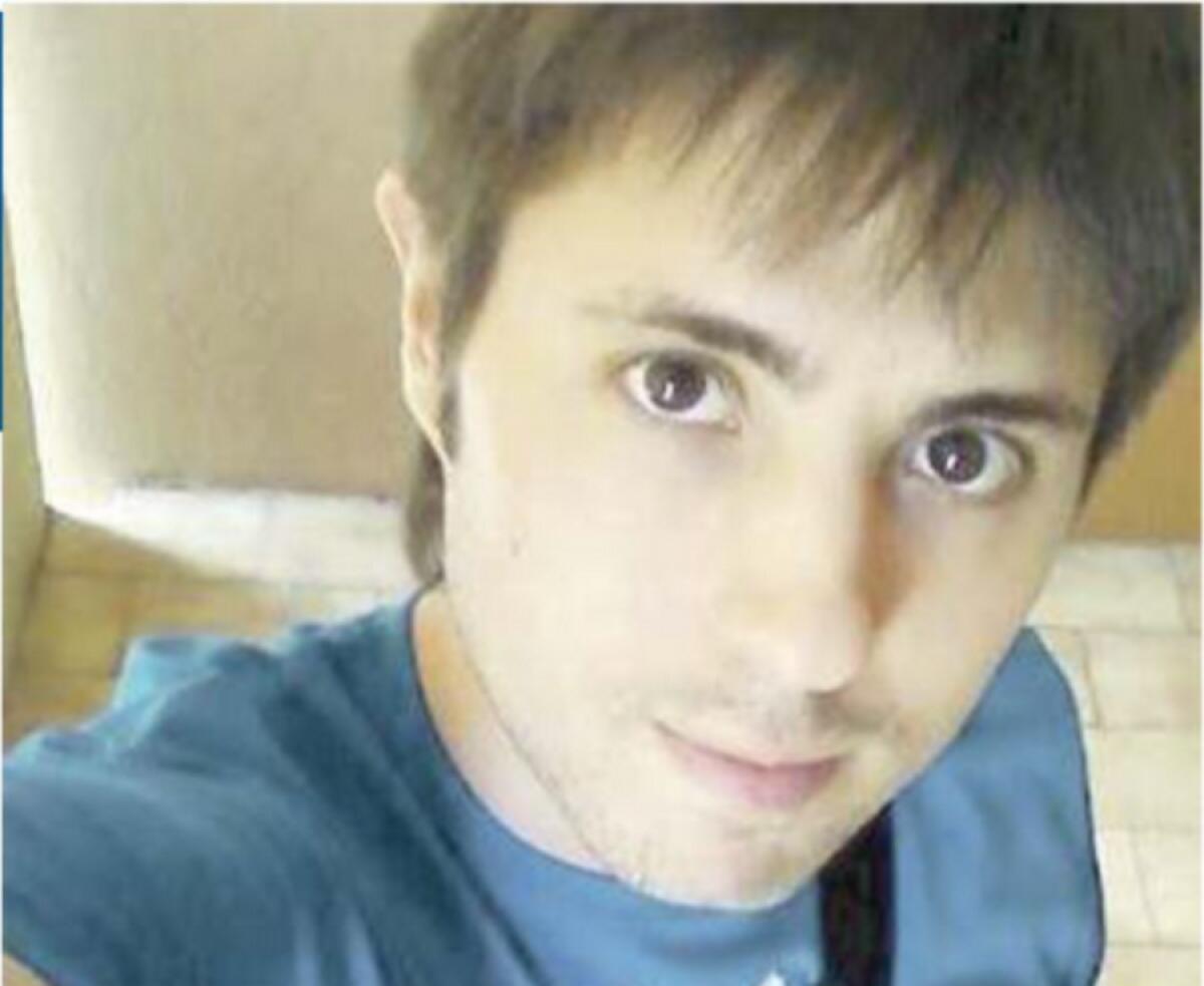 ARDEA - Nel giorno dei funerali dei fratellini Daniel e David, la mamma di Andrea Pignani scrive una lettera ai loro genitori. L'sms dopo la strage. - 