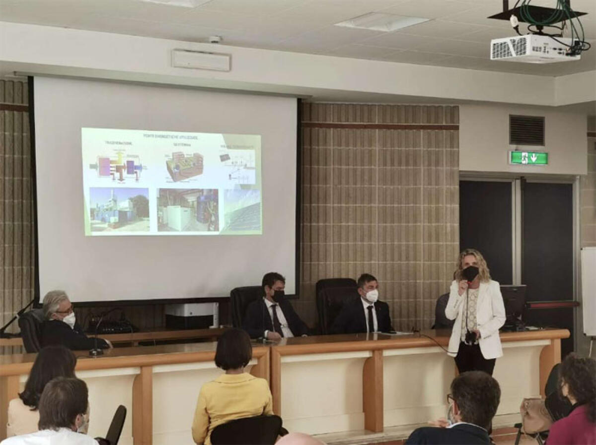 I tecnici dell’Ance illustrano ai medici della Asl il progetto del nuovo ospedale di Latina da 300 milioni di euro. - 