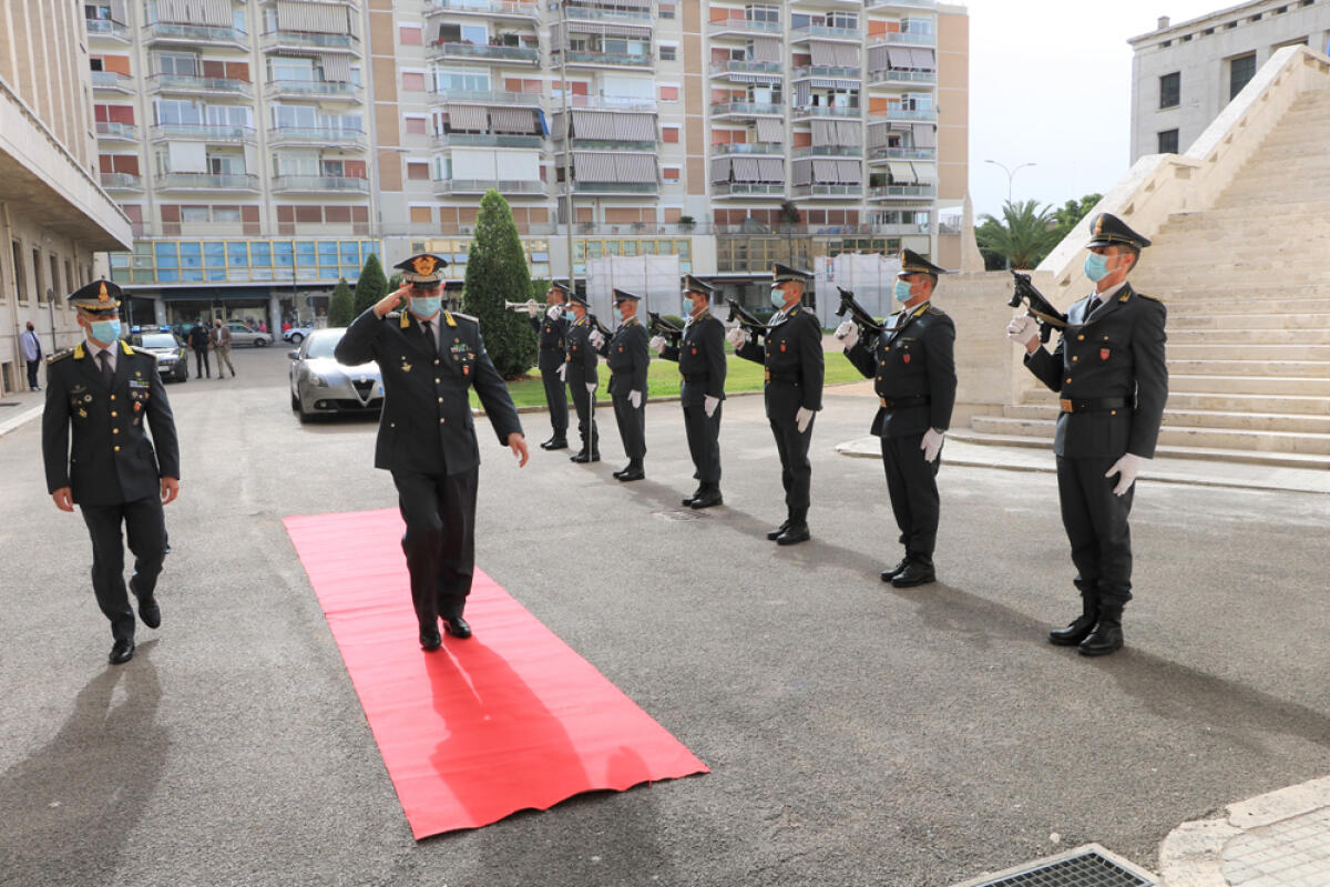 La Guardia di Finanza compie 247 anni. Il generale di corpo d’armata Rosario Lorusso in visita al comando provinciale Latina - 