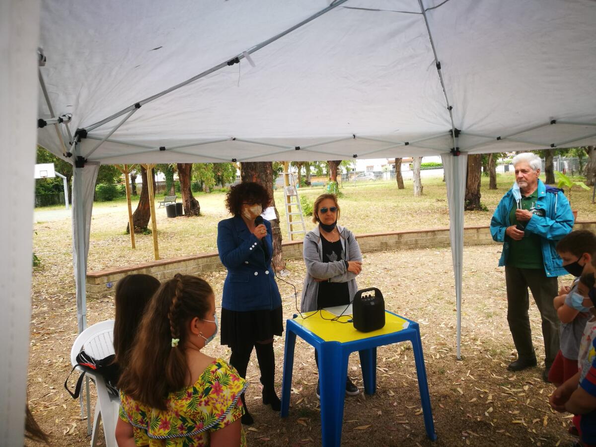 50 anni di vita di Ardea, gli attestati ai ragazzi che hanno realizzato un video celebrativo - 