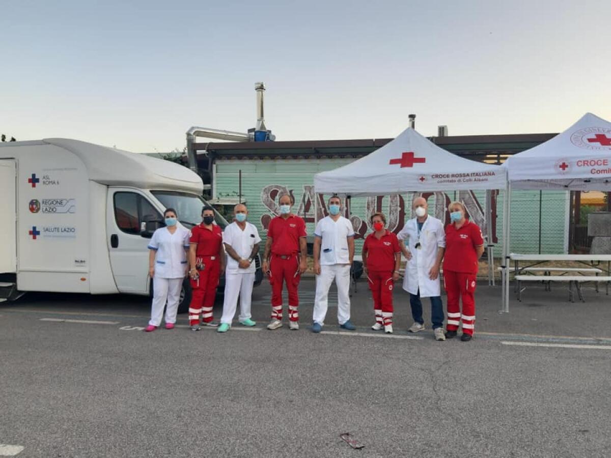 Doppio appuntamento oggi, ad Anzio e Marino, con il camper per le vaccinazioni anti-Covid della Asl Roma6. - 