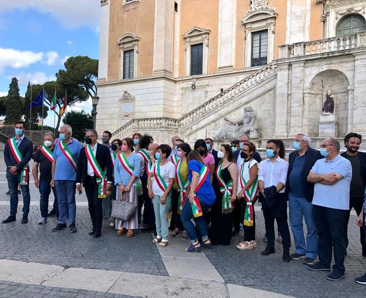 Riapertura della discarica ad Albano: l’indignata reazione del Sindaco Massimiliano Borelli e del primo cittadino di Ardea. - 
