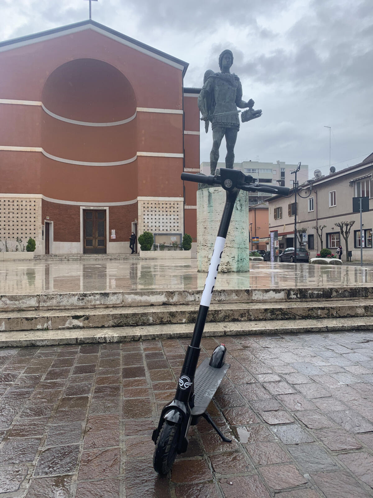 Monopattini usati in modo pericoloso ad Aprilia, "Serve un regolamento comunale" - 