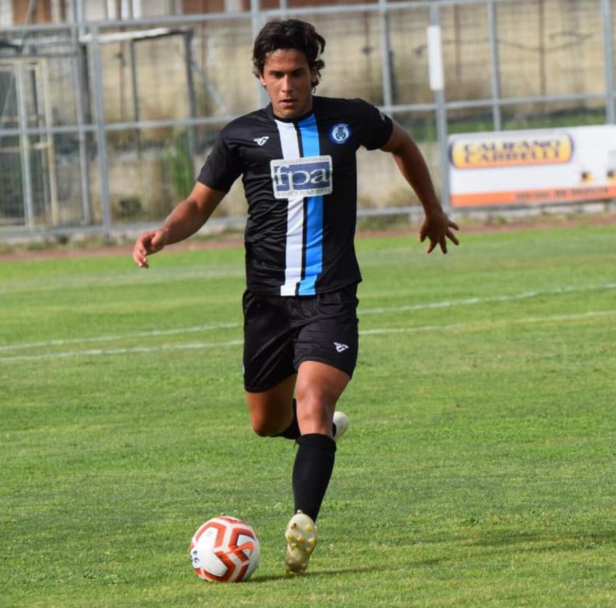 Calcio di serie D: tris di rinnovi in casa Aprilia: ufficiali Pezone, Battisti e Mannucci. - 