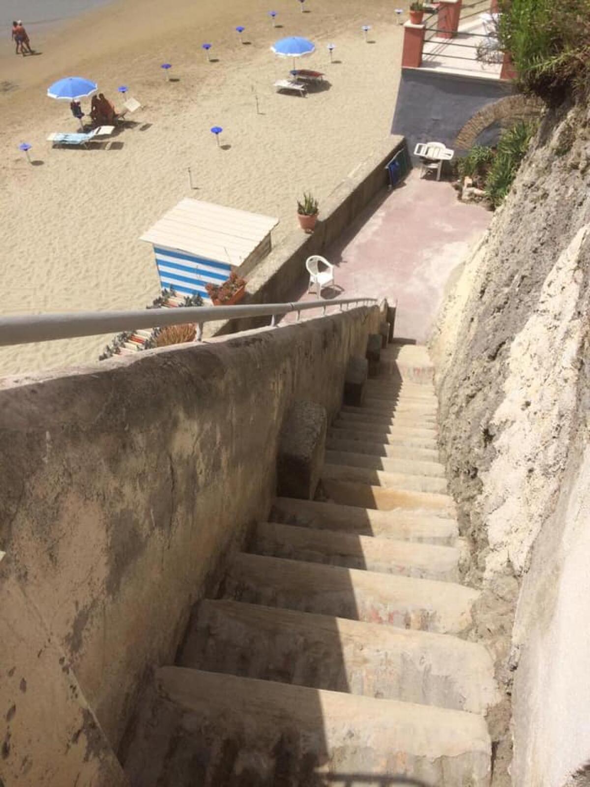 Aperta la discesa a mare di via Gramsci a Nettuno - 