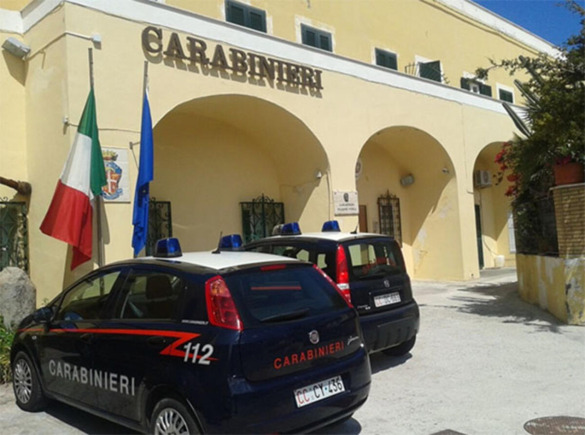 Colpisce un carabiniere con una testata: 39enne romano in manette sull’isola di Ponza. - 