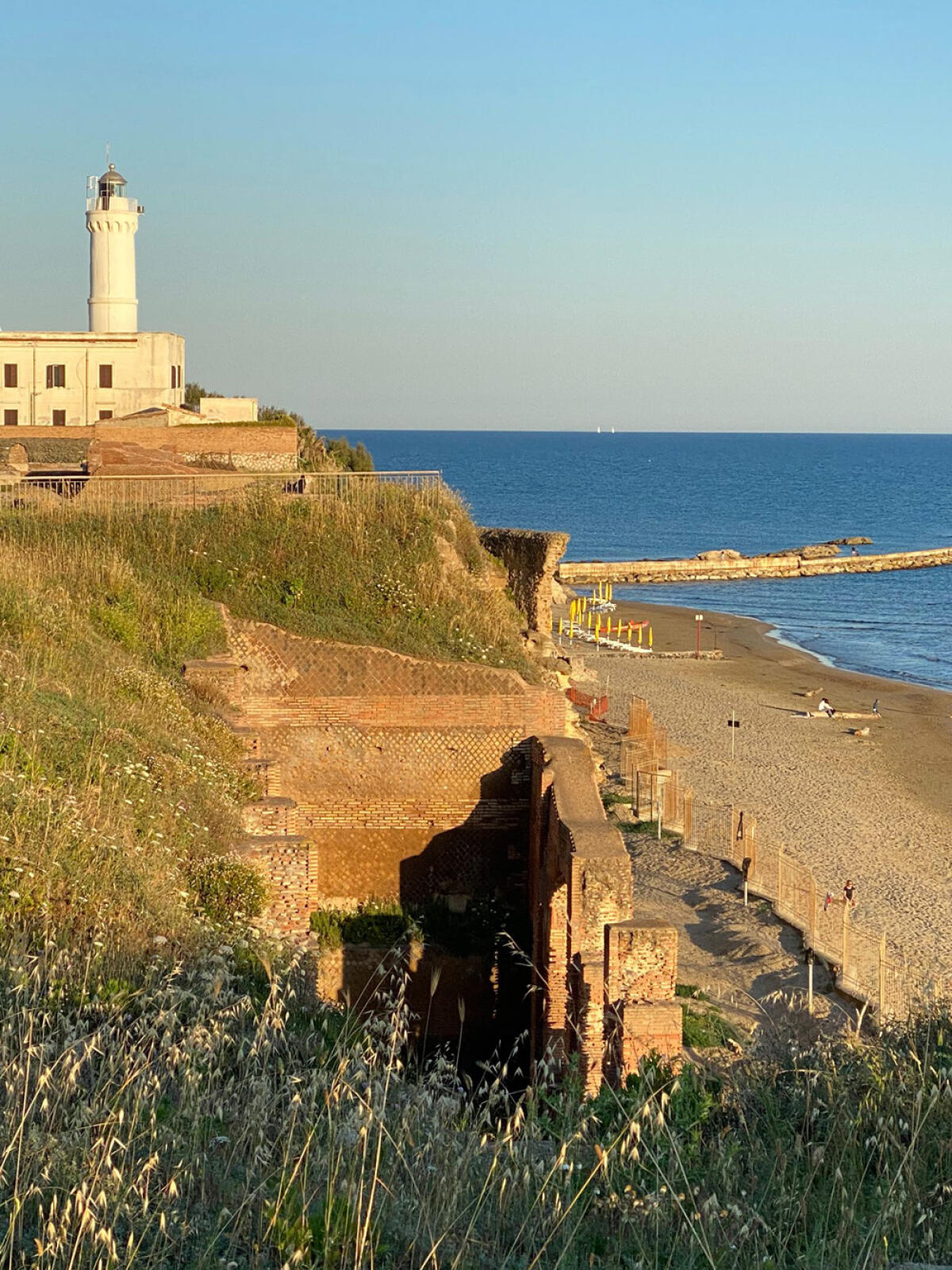 Ferragosto, vietati falò e fuochi in spiaggia ad Anzio - 