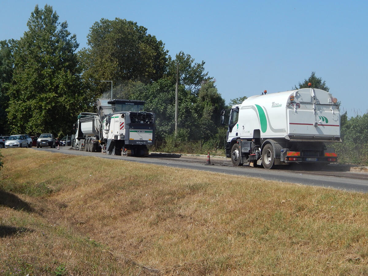 Lavori di Astral su via Apriliana nord, questo martedì chiuso l'intero tratto dall'uscita della Pontina - 