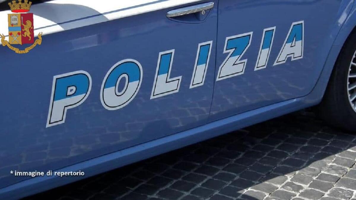 Latitante da novembre, la polizia lo arresta ad Ardea mentre puliva la piscina - 