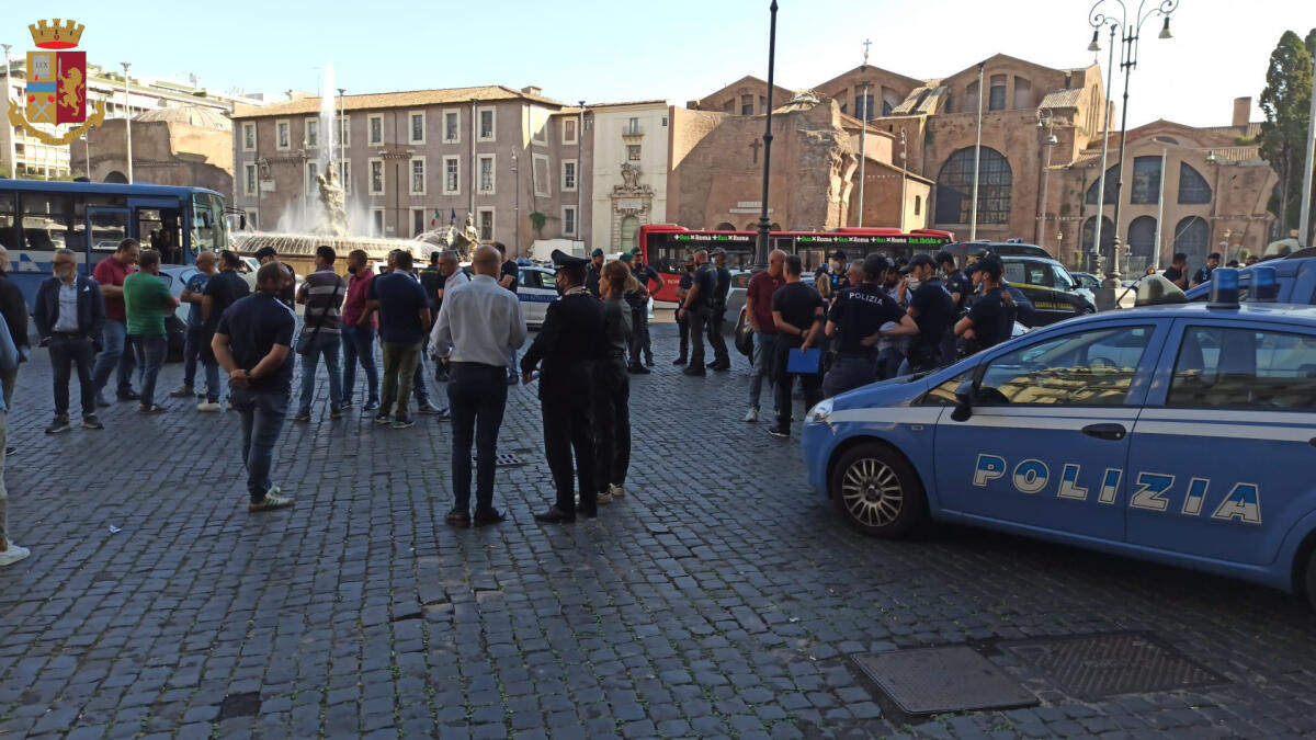 Controlli straordinari interforze questa mattina nell’area della Stazione Termini di Roma. - 