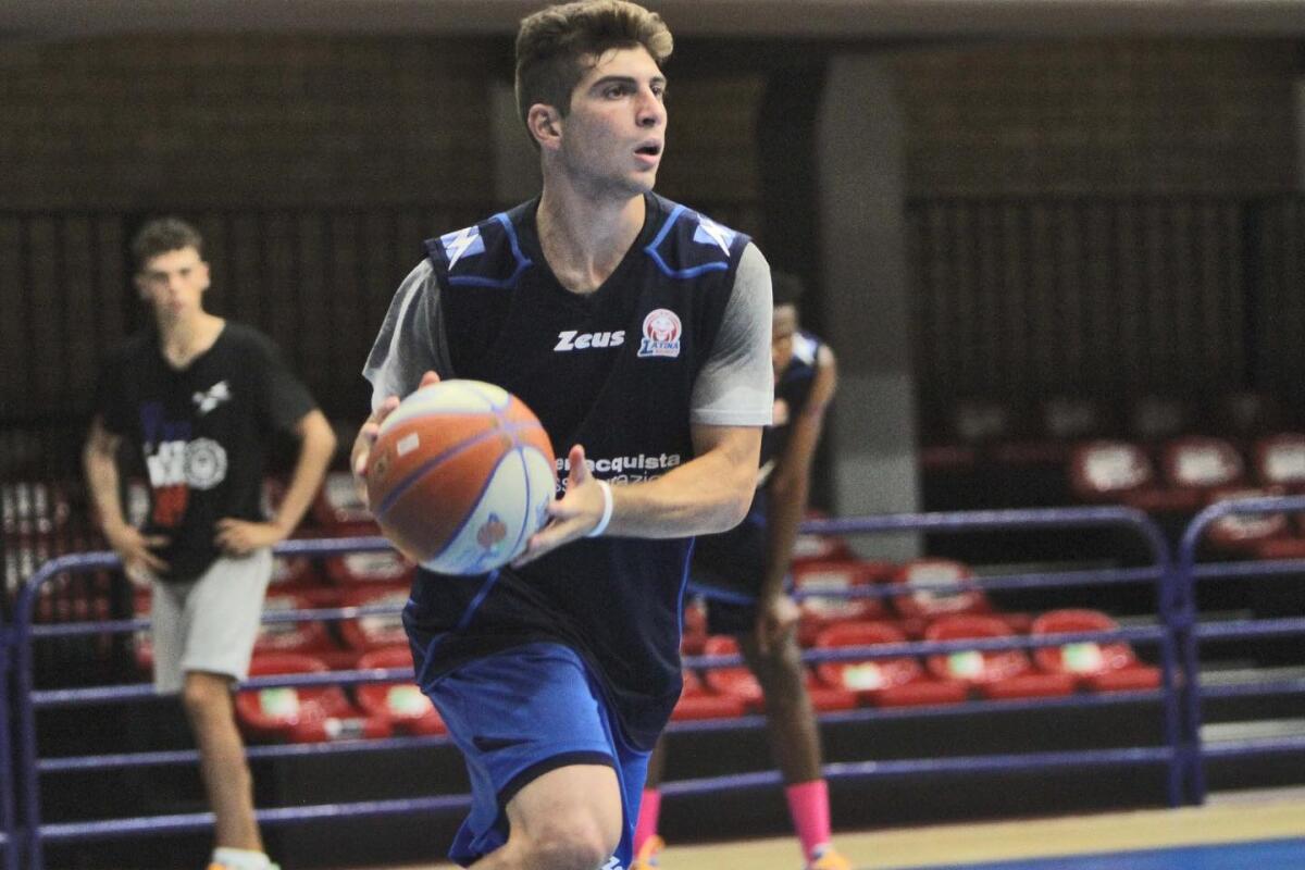 Basket - Supercoppa, Latina batte Roma nella prima partita - 