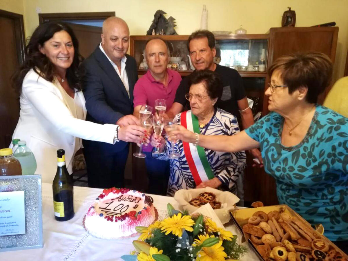 La città di Sermoneta festeggia i 100 anni di Andreina Massaccesi. - 