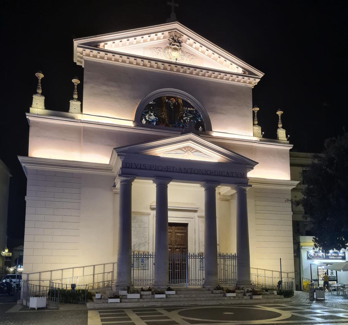 Ultimata l’illuminazione artistica della Chiesa Madre di Anzio. - 