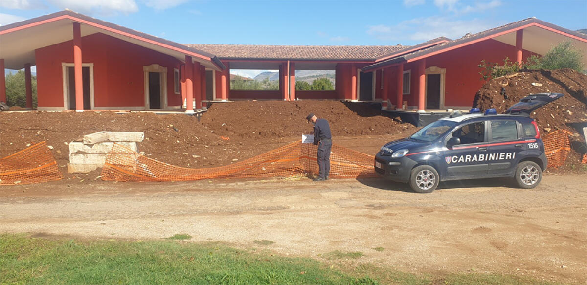 Da da area magazzino a civile abitazione senza autorizzazione, 57enne denunciato - 