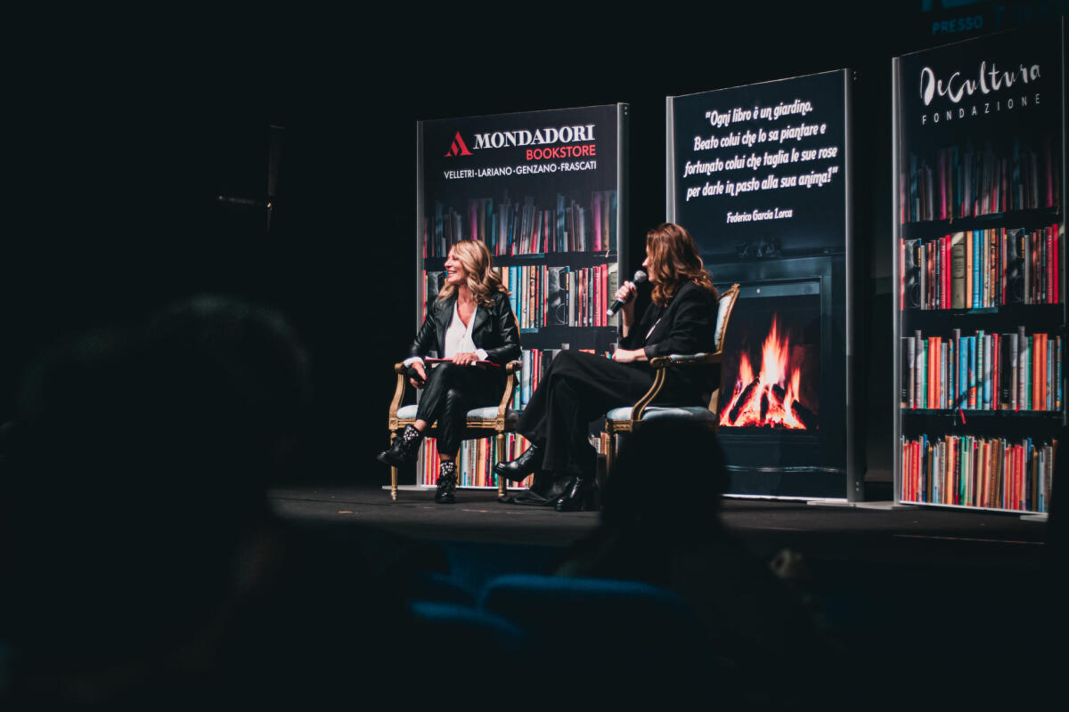 Presentato a Velletri il libro "Come carne viva" di Francesca Neri - 