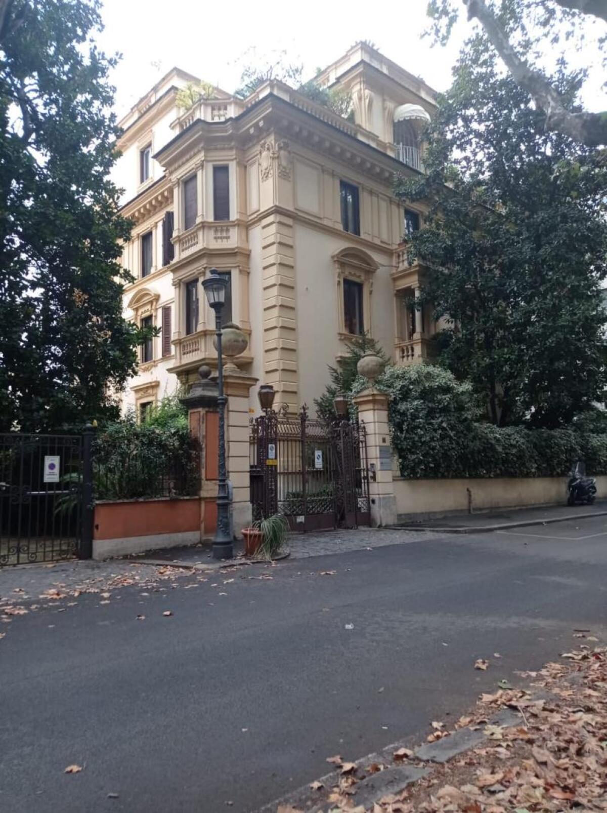 Confiscati beni per 9 milioni di euro ad imprenditore romano frutto di corruzione per il Mo.S.E. di Venezia - VIDEO - 