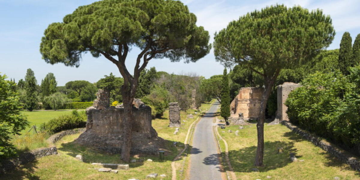 Domenica 31 Ottobre escursione sull’Appia Antica con gli amici del Cai di Aprilia. - 