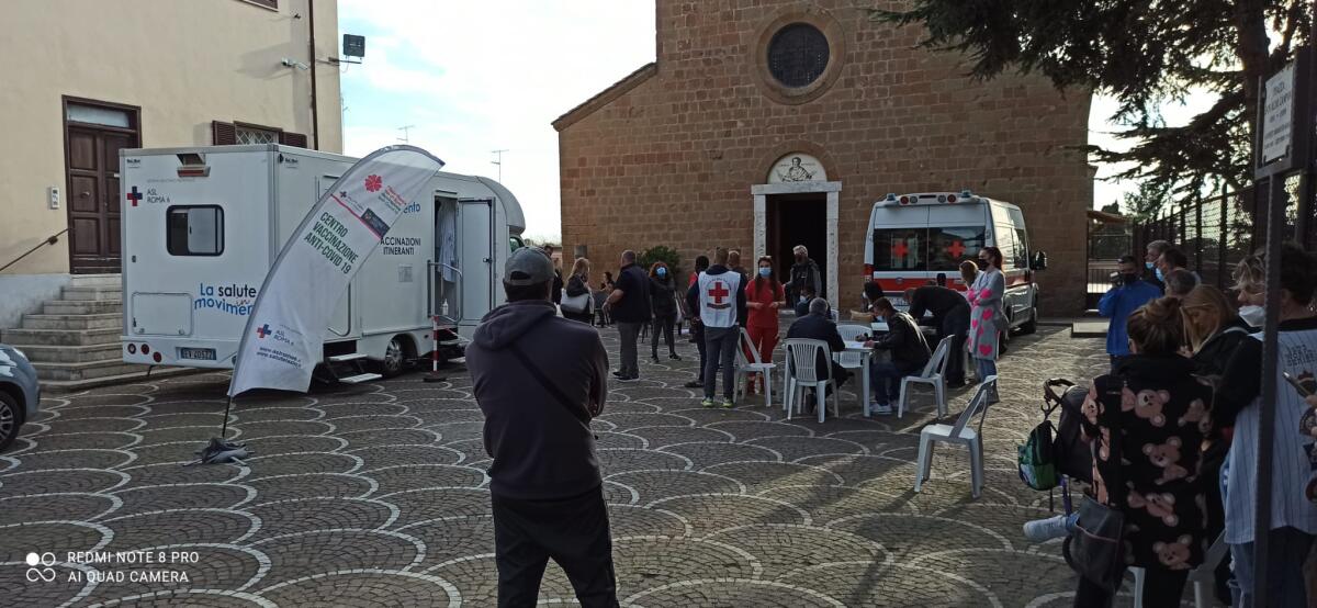 Ardea, altre 60 persone si vaccinano grazie al camper itinerante - 