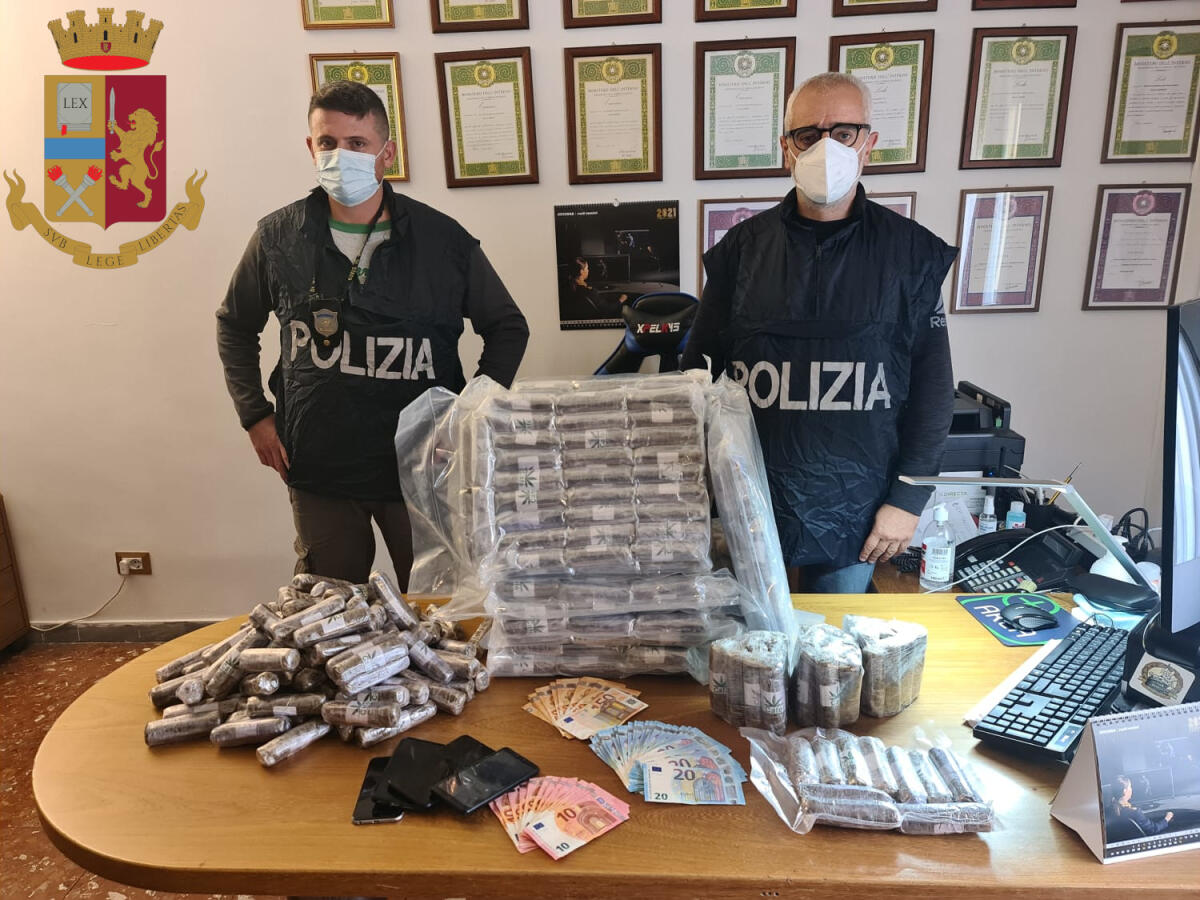 Arrestato dalla Questura di Roma un 41enne: deteneva in casa 50 chili di hashish. - 