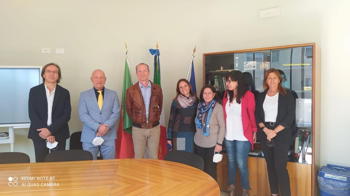 Aprilia - Al Rosselli, convegno su alimentazione, disturbi alimentari e prevenzione - 