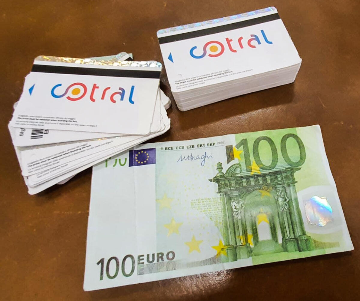 Paga i panini con 100 euro false, 46enne di Aprilia denunciato - 