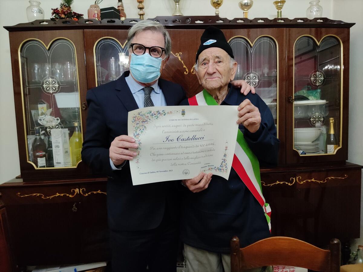 Ivo Castellucci, cistenese Doc, compie 100 anni. Gli auguri e la visita del Sindaco Valentino Mantini. - 