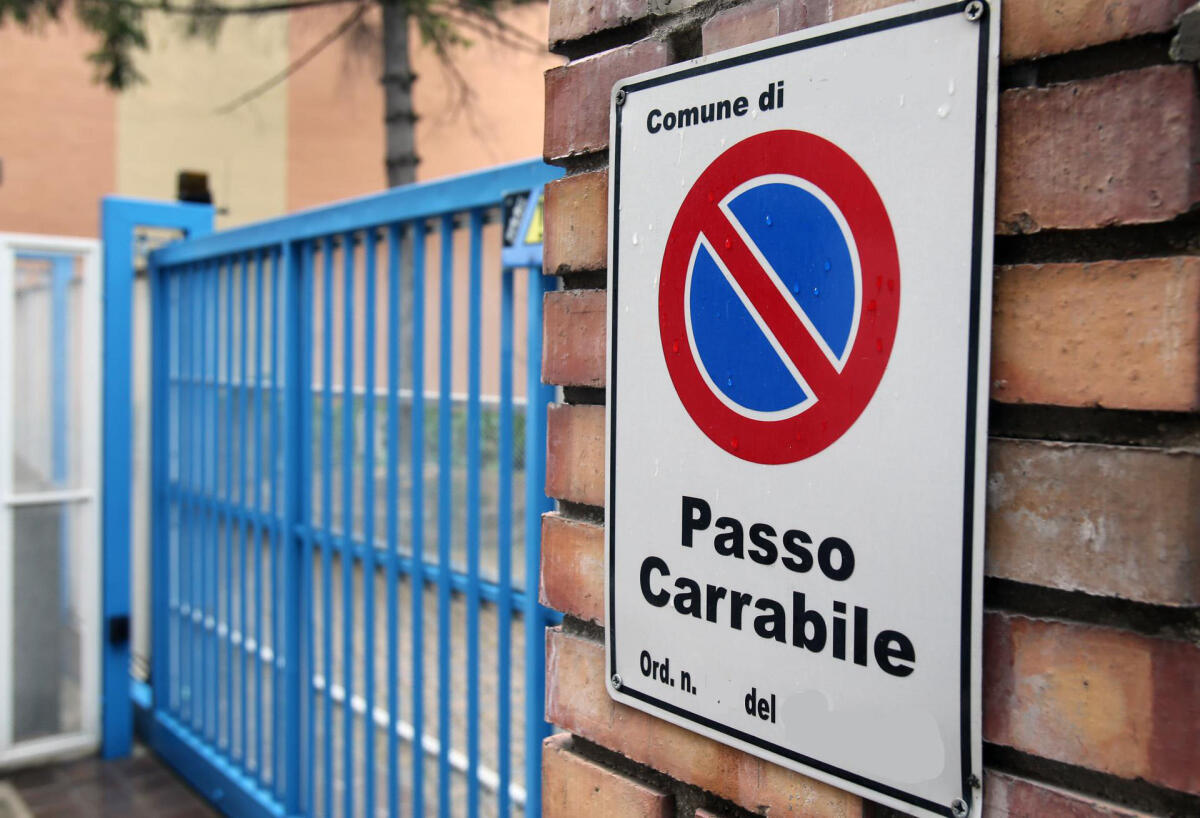 Nasce ad Aprilia il Comitato Spontaneo in difesa dei Contribuenti per la vicenda dei Passi Carrabili. Questo sabato la presentazione. - 