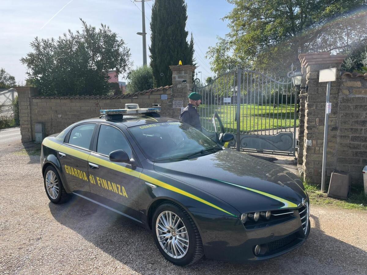 Scoperta a Nettuno maxi frode fiscale. Sequestrati beni per circa un milione di euro e individuati 21 lavoratori “in nero” - 