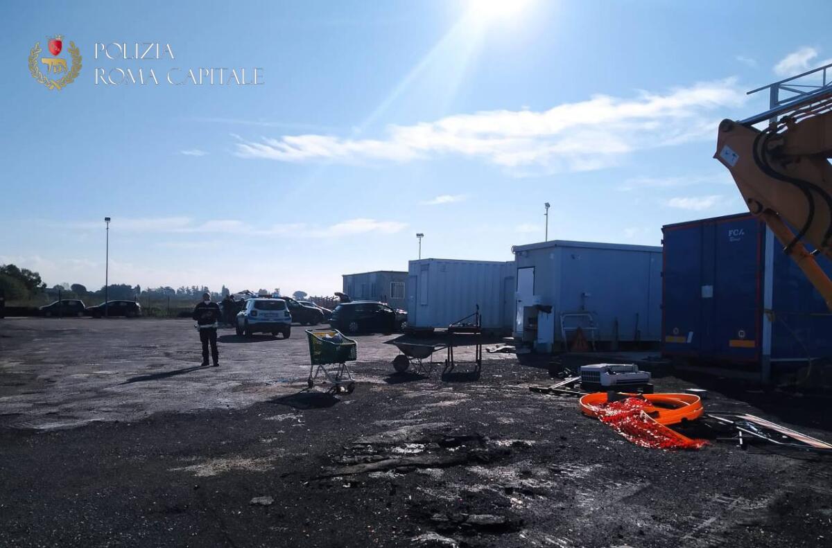 Rifiuti speciali interrati in un'area da 9 mila mq in zona Ardeatina, scatta il sequestro - 