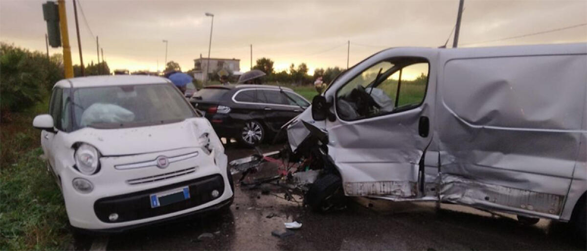 Incidente sulla Migliara 47, tra Sezze e Pontina: 3 mezzi coinvolti. - 