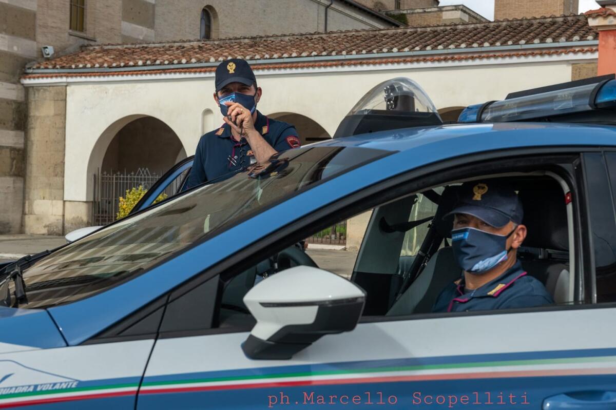 Positivo al Covid, 20enne girava tranquillamente a piedi per le strade di Latina. Denunciato dalla Polizia. - 